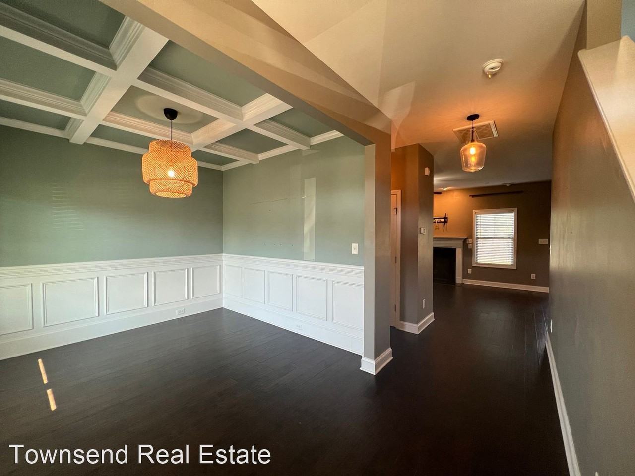 3233 Northgate Dr - Photo 3 of 25