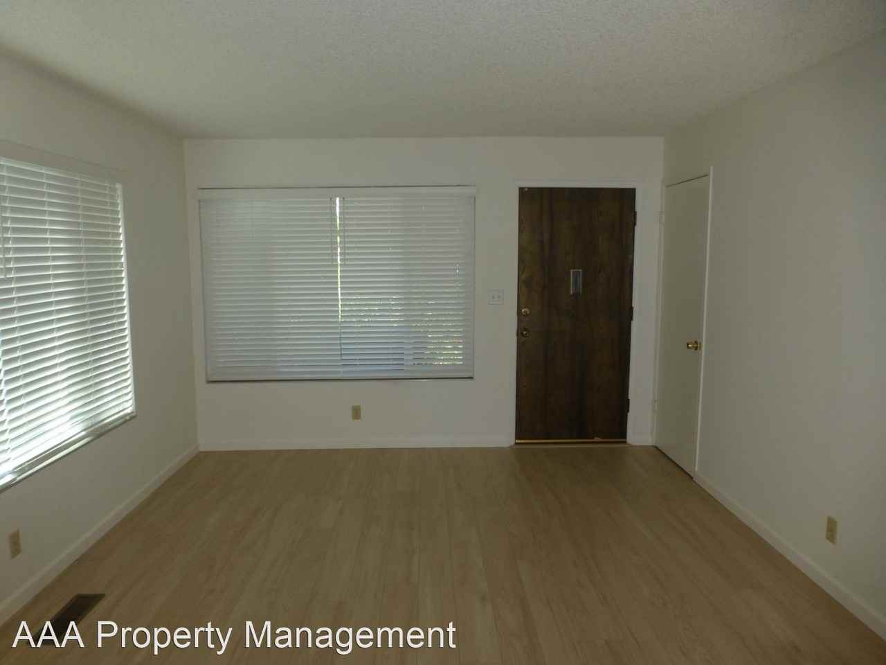 1898 Lynwood Dr #E - Photo 3 of 18