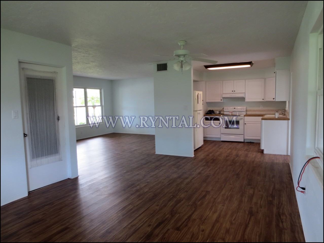 6111 1st Ave W - Photo 3 of 11