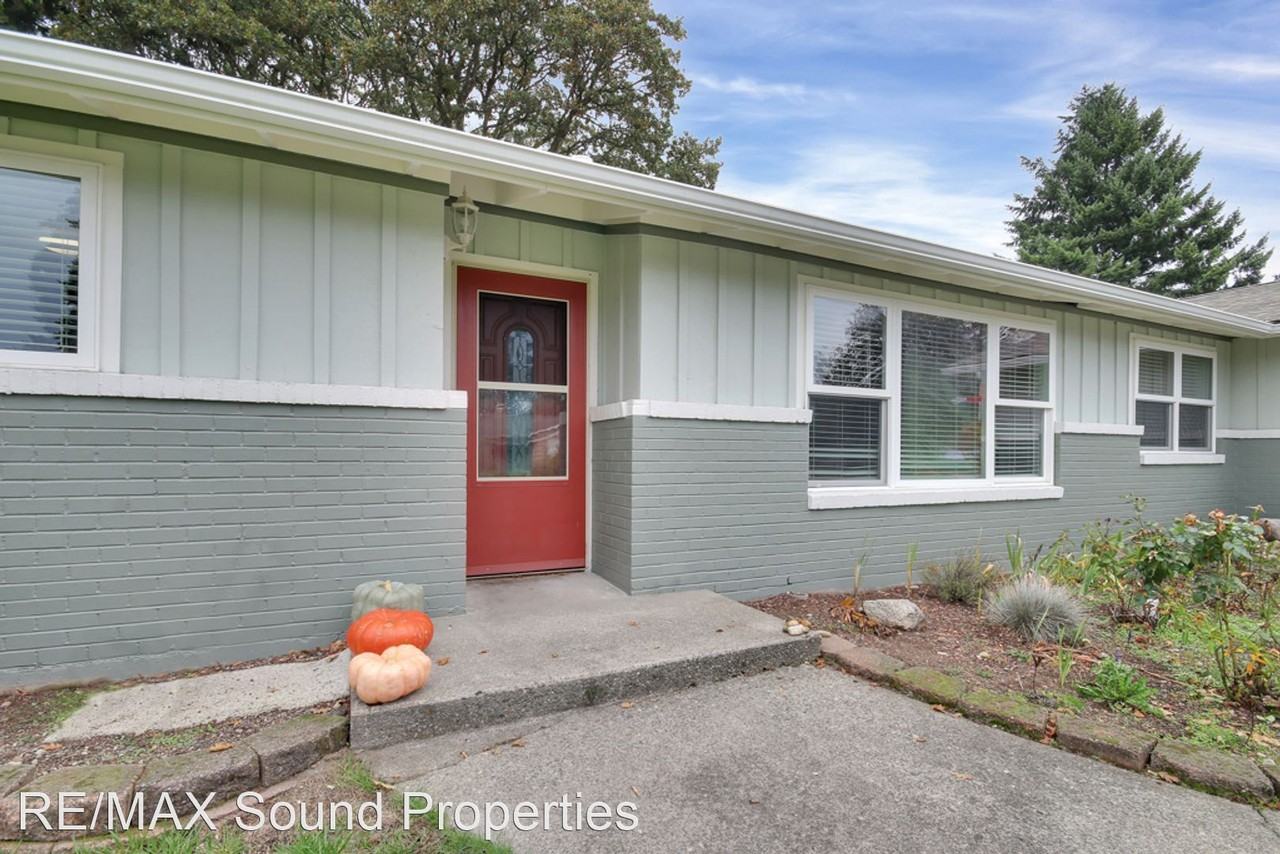 6113 83rd St Sw - Photo 2 of 25
