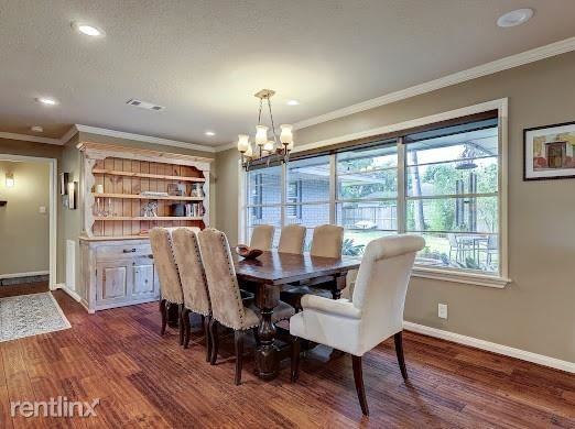 8925 Croes Dr - Photo 3 of 10