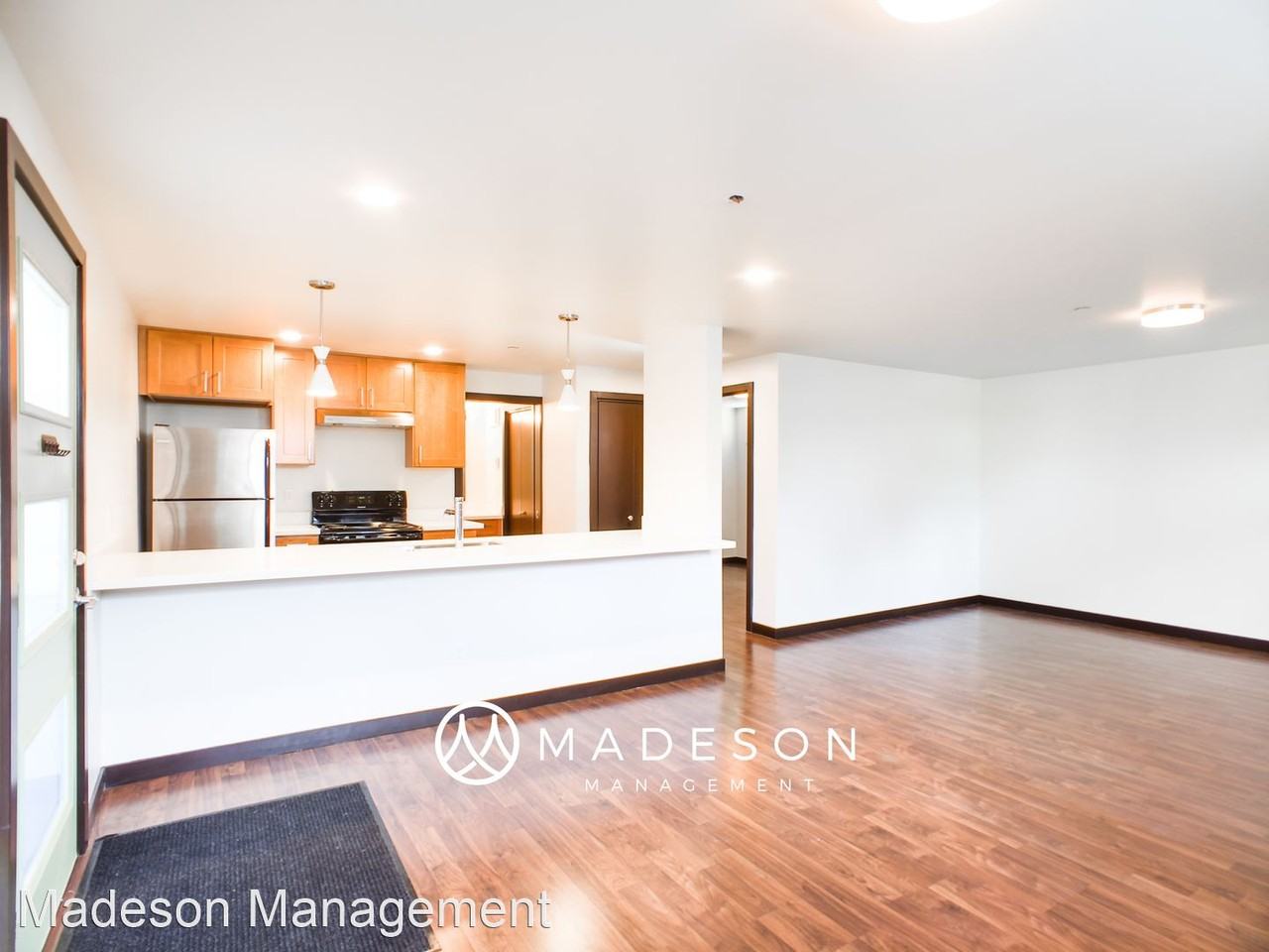 913 N. 85th Street - Photo 2 of 13