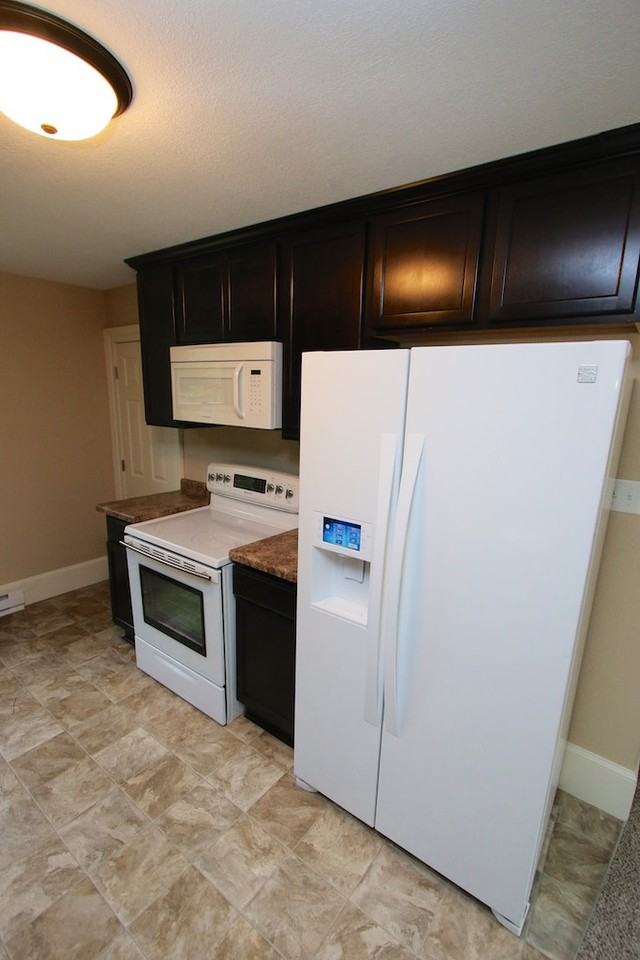 512 Syndicate St - Photo 3 of 14