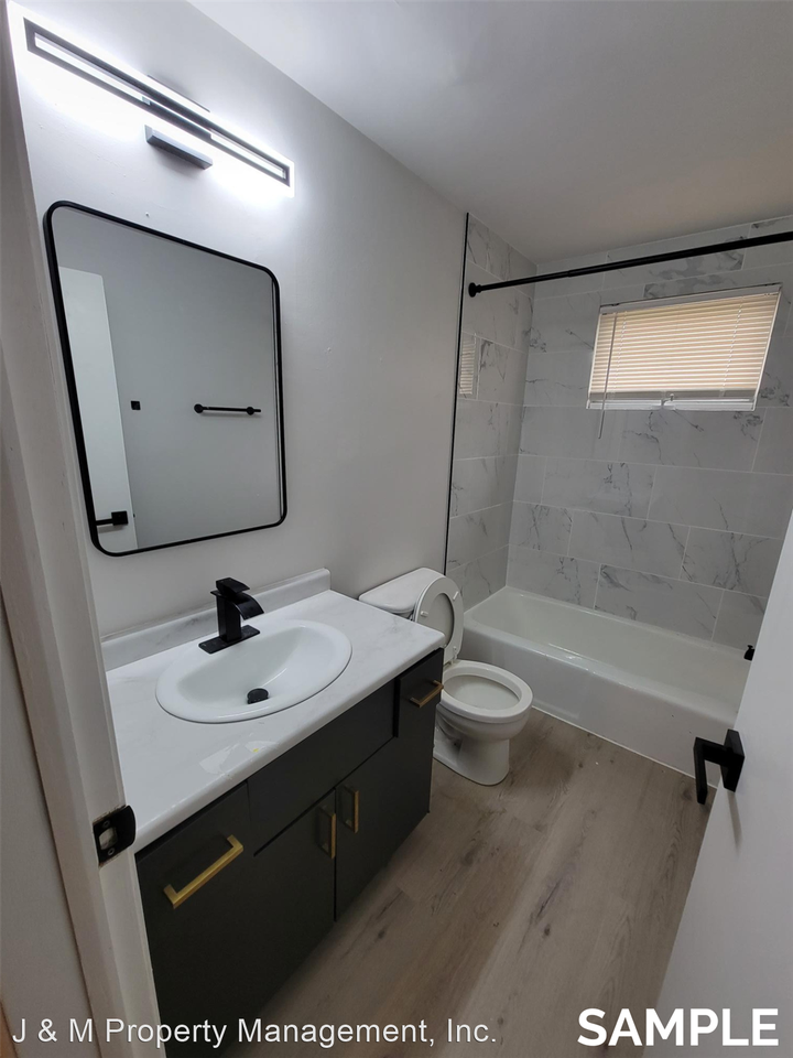 The Whitney - Photo 3 of 33