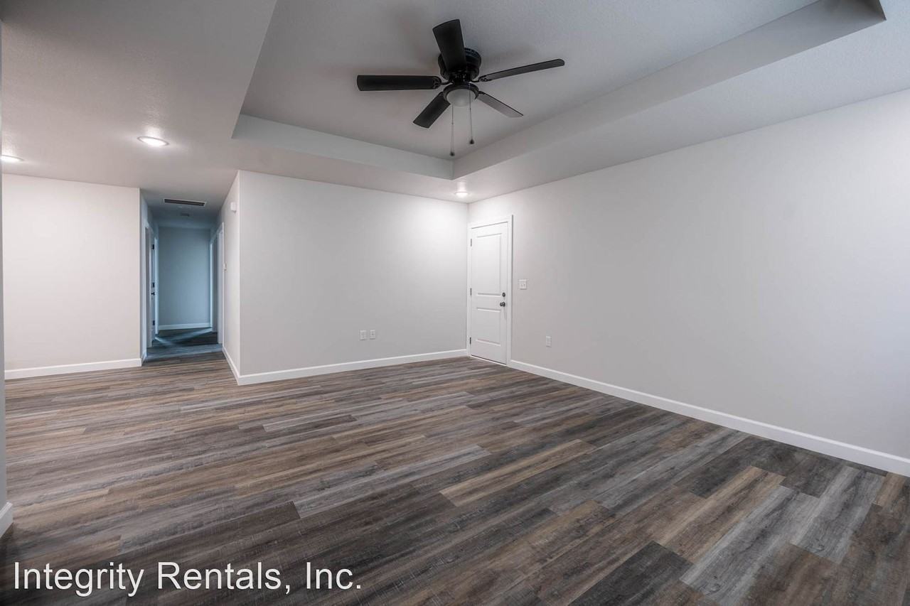 372 SE 95th Rd. - Photo 2 of 14