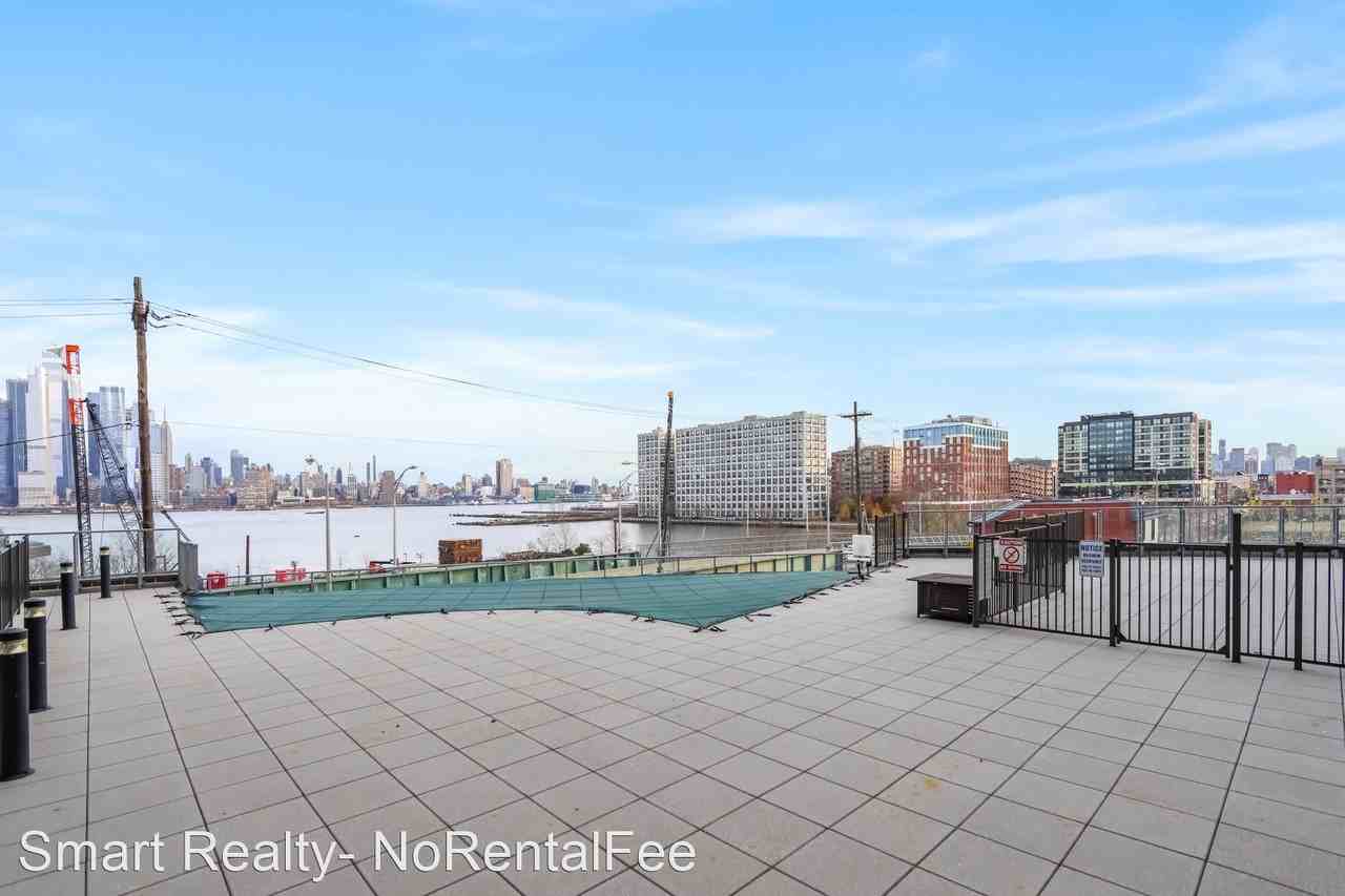 1701 Park Ave - Photo 3 of 18