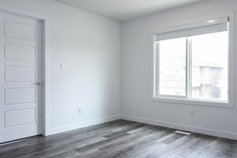 175 6548Gavenue Northwest - Photo 4 of 8