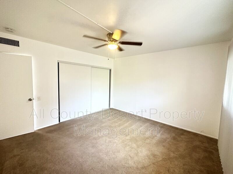 41551 Sunrise Ct #B - Photo 3 of 10