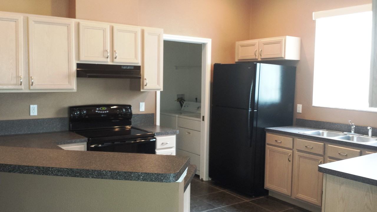 2534 Gailwood Dr - Photo 3 of 17