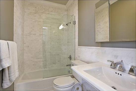 1245 Washington St #2 - Photo 3 of 7