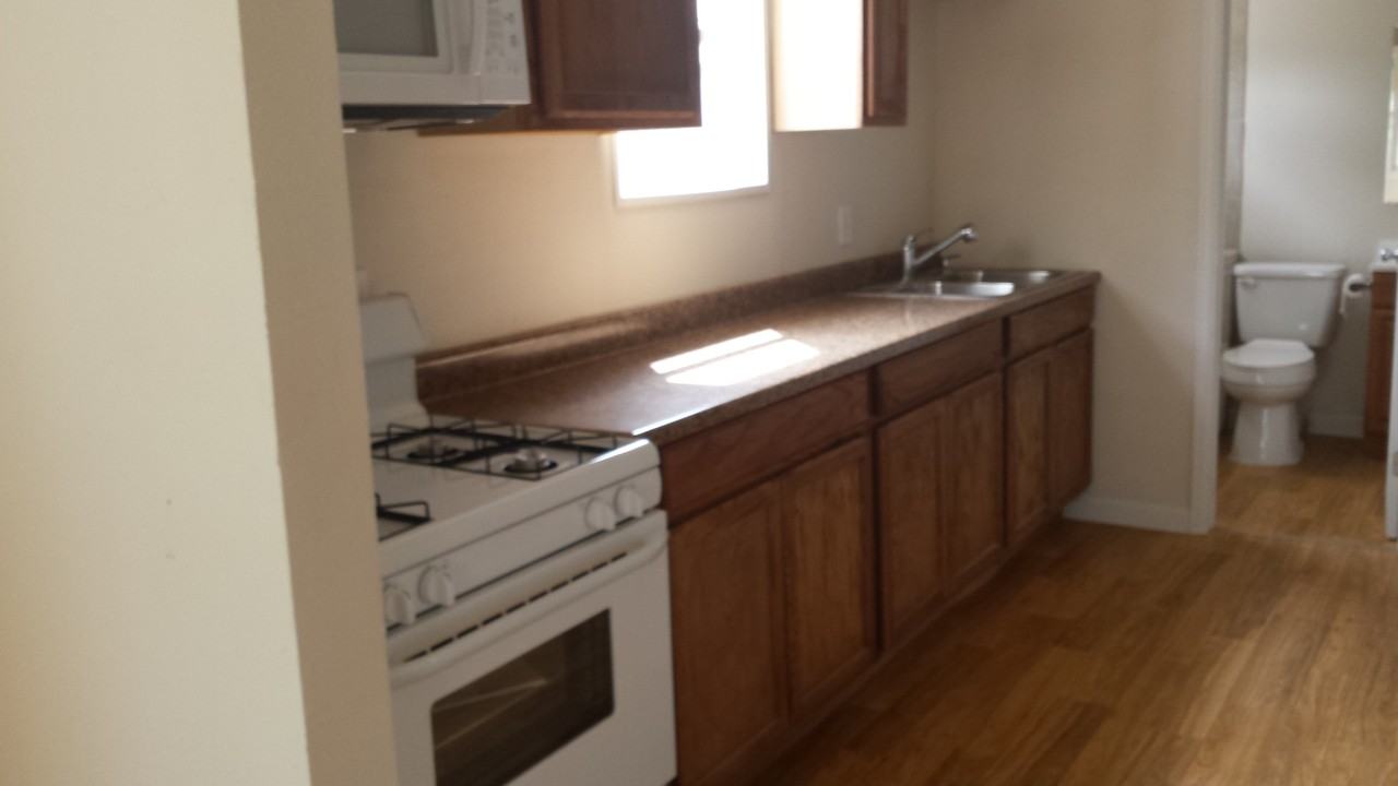 127 N 8th St - Photo 2 of 4