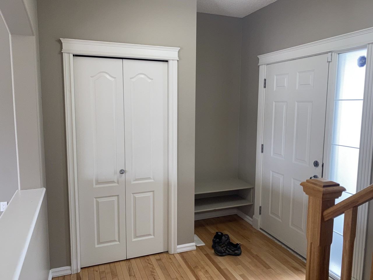 3216 31 Ave Nw - Photo 2 of 25