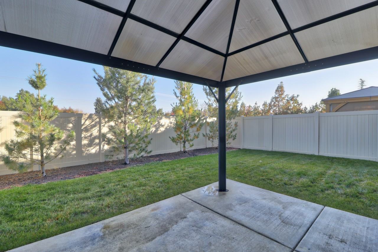 2030 E Sharptail St - Photo 3 of 18