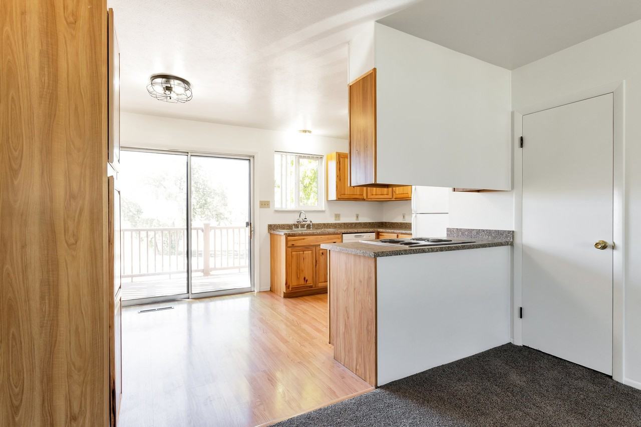 51 Kahil Pl #3 - Photo 3 of 15