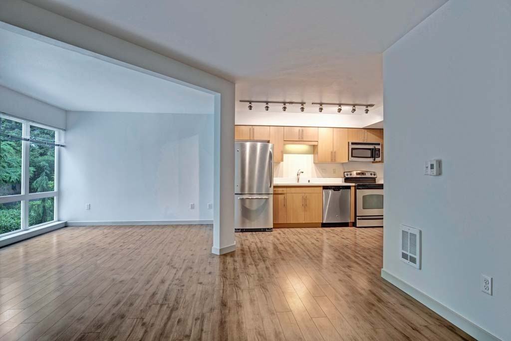 The Noble Apartments - Photo 3 of 42