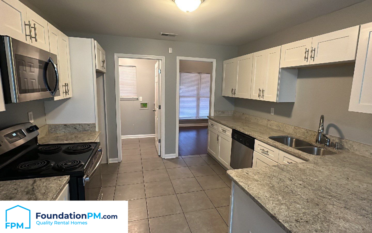 9420 Grove Rd #1 - Photo 4 of 20