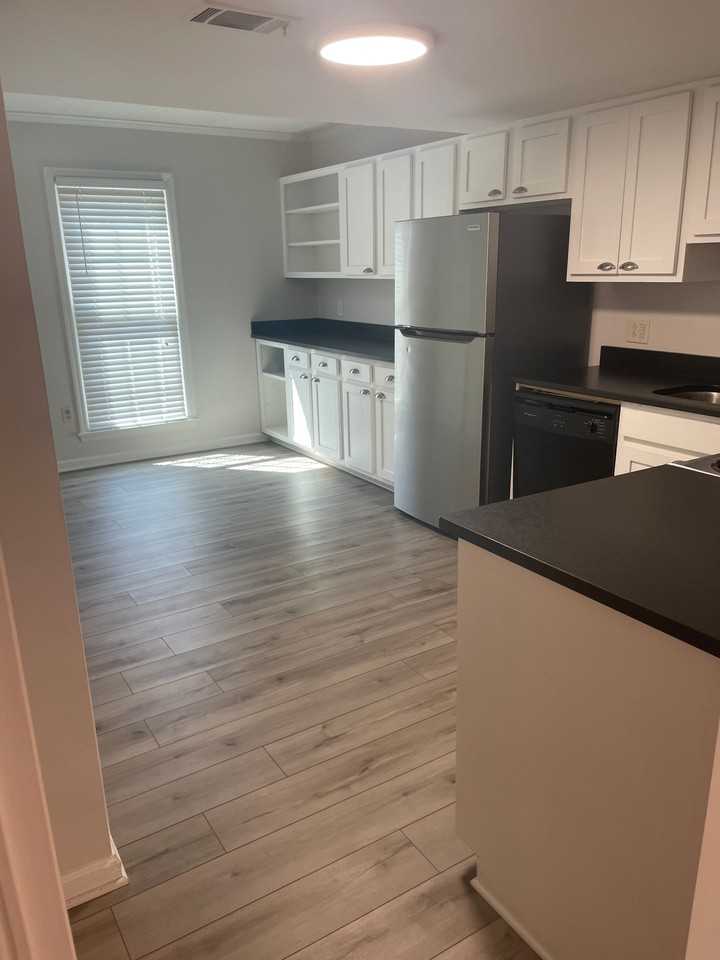 409 Folkstone Court - Photo 2 of 16