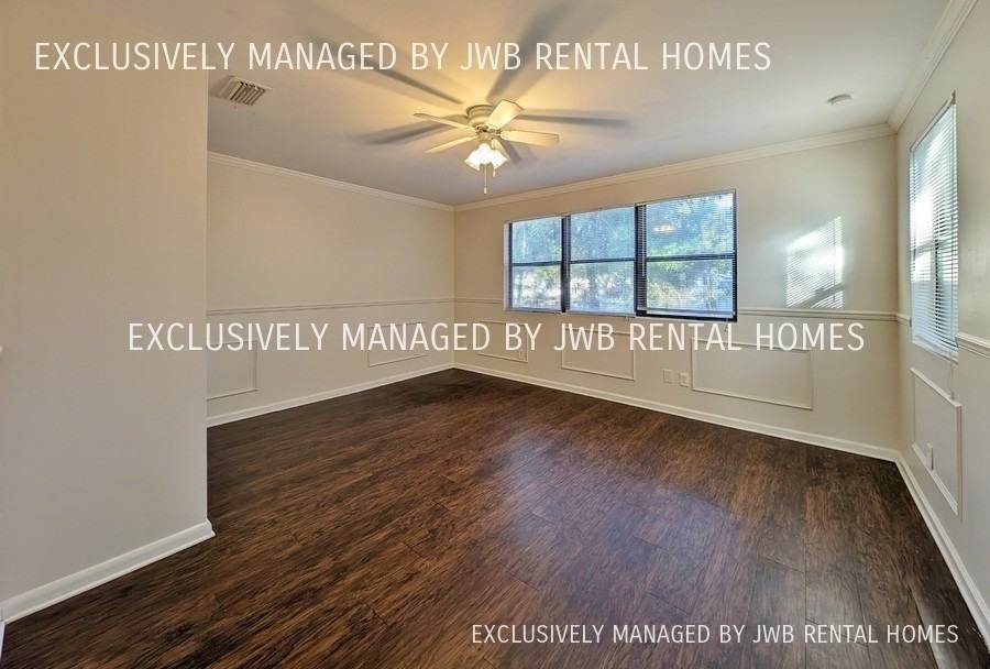 1901 University Blvd N - Photo 2 of 8