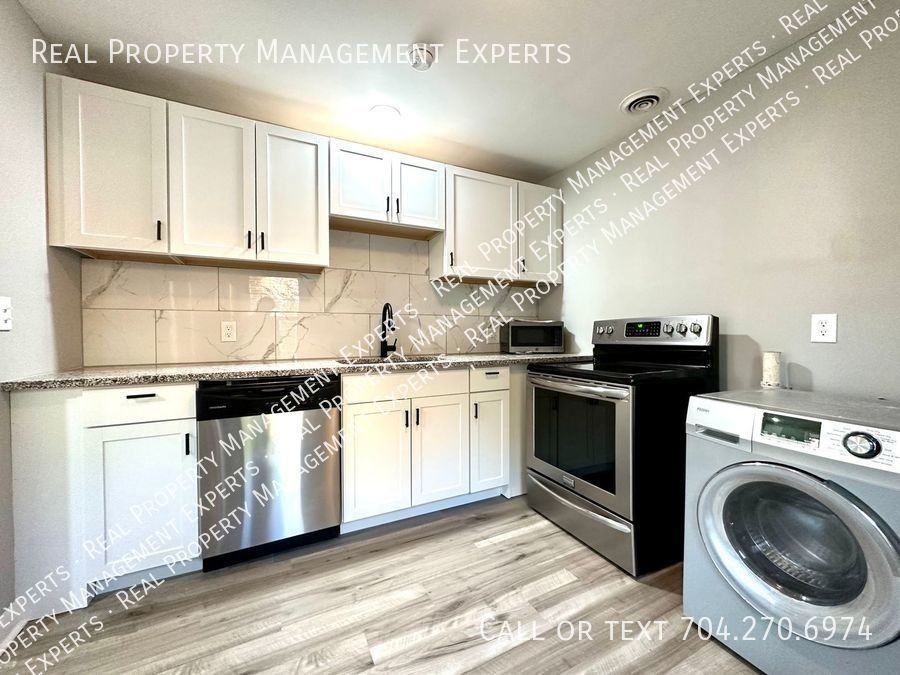 3321 Marietta St - Photo 2 of 15