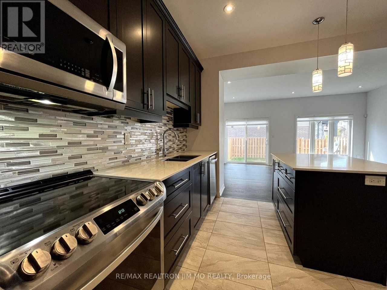 4010 Crown Street - Photo 2 of 5