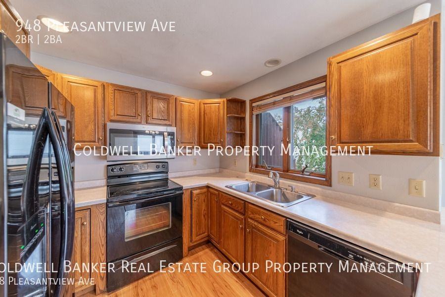 948 Pleasantview Ave - Photo 2 of 21