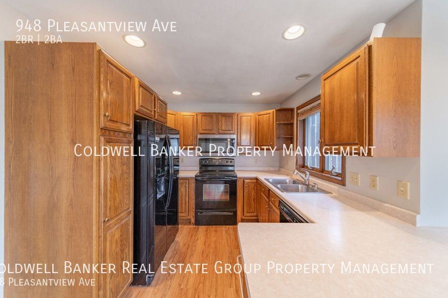 948 Pleasantview Ave - Photo 3 of 21