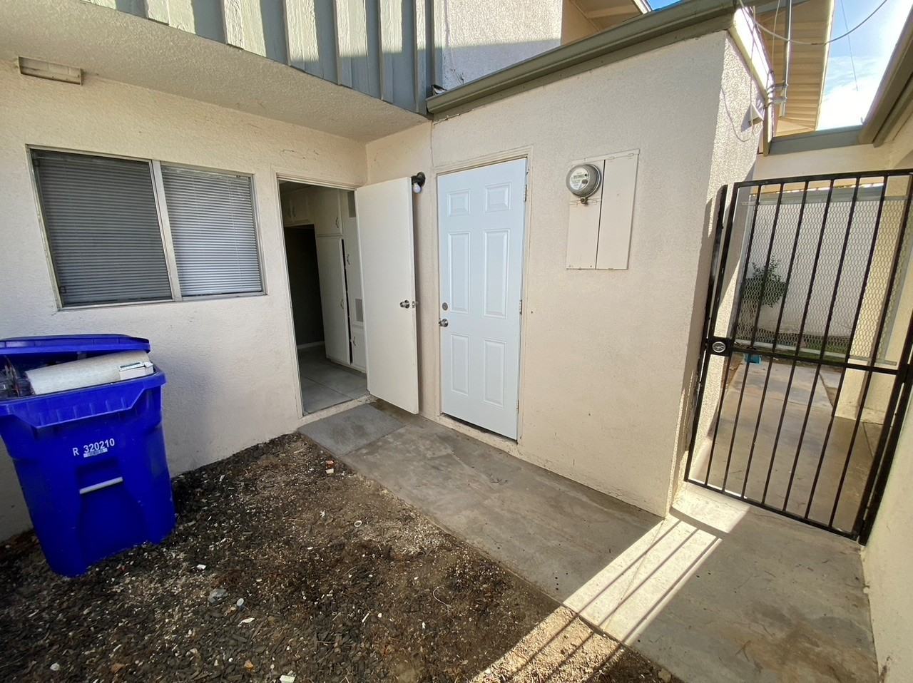 14235 Canterbury Dr #1 - Photo 3 of 21