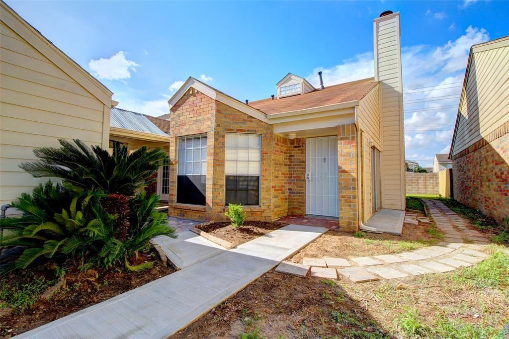 11842 Spring Grove Drive #1 - Photo 3 of 40