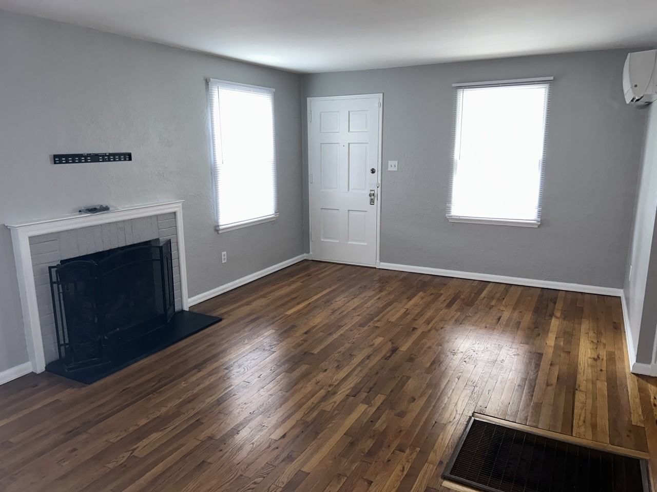 13 Webster Park Ave #13 - Photo 3 of 14