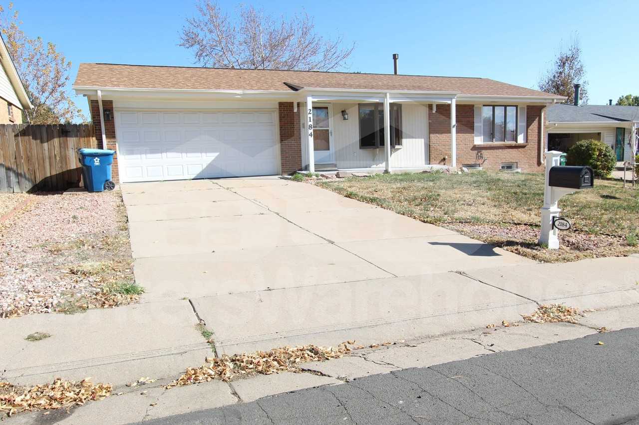 2184 S Ouray St - Photo 2 of 10