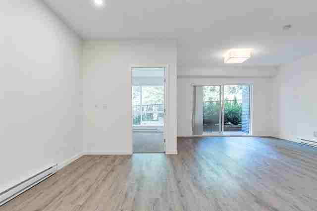 20087 68 Avenue - Photo 5 of 20