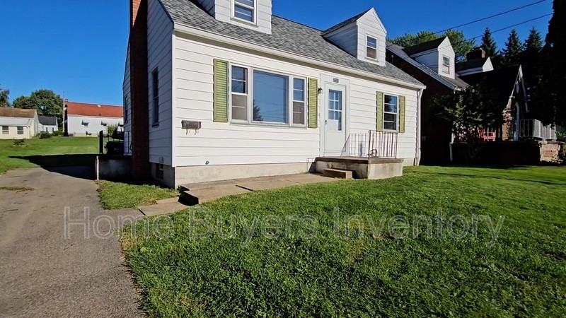 7211 Amherst Ave - Photo 3 of 13