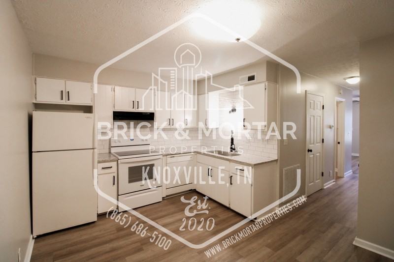 2000 Belle Terra Rd #G - Photo 6 of 22