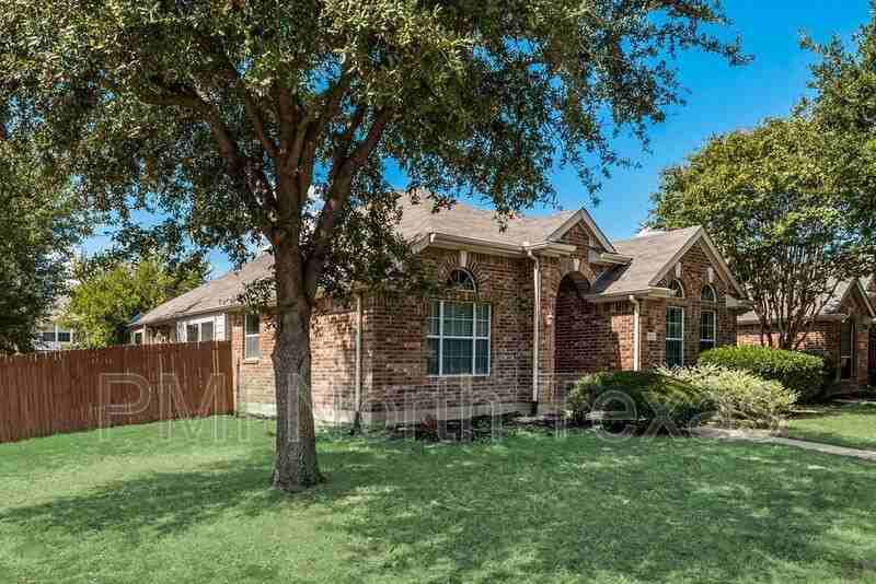 12421 Bruschetta Dr - Photo 4 of 19