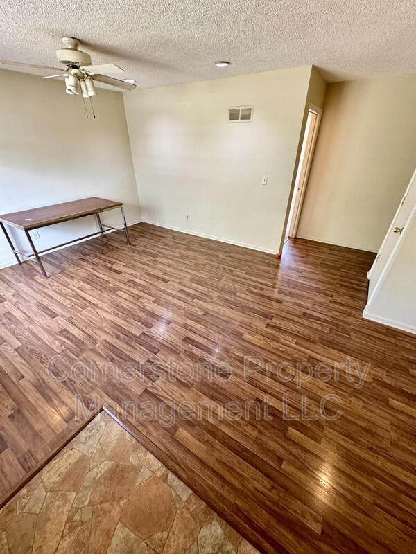 2442 Ousdahl Rd Apt A - Photo 3 of 16