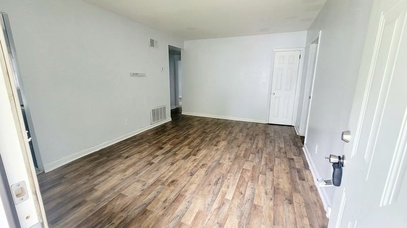 1424 Drewry St - Photo 3 of 13