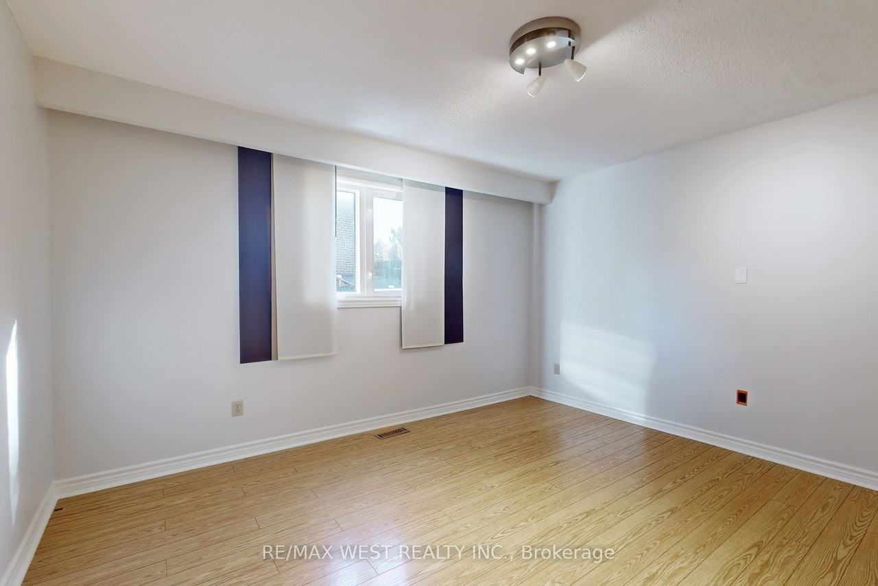 62 Portland Crescent #None - Photo 2 of 6