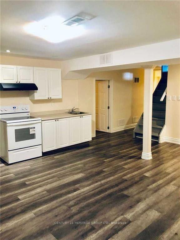 261 Yorkshire Drive #None - Photo 2 of 6