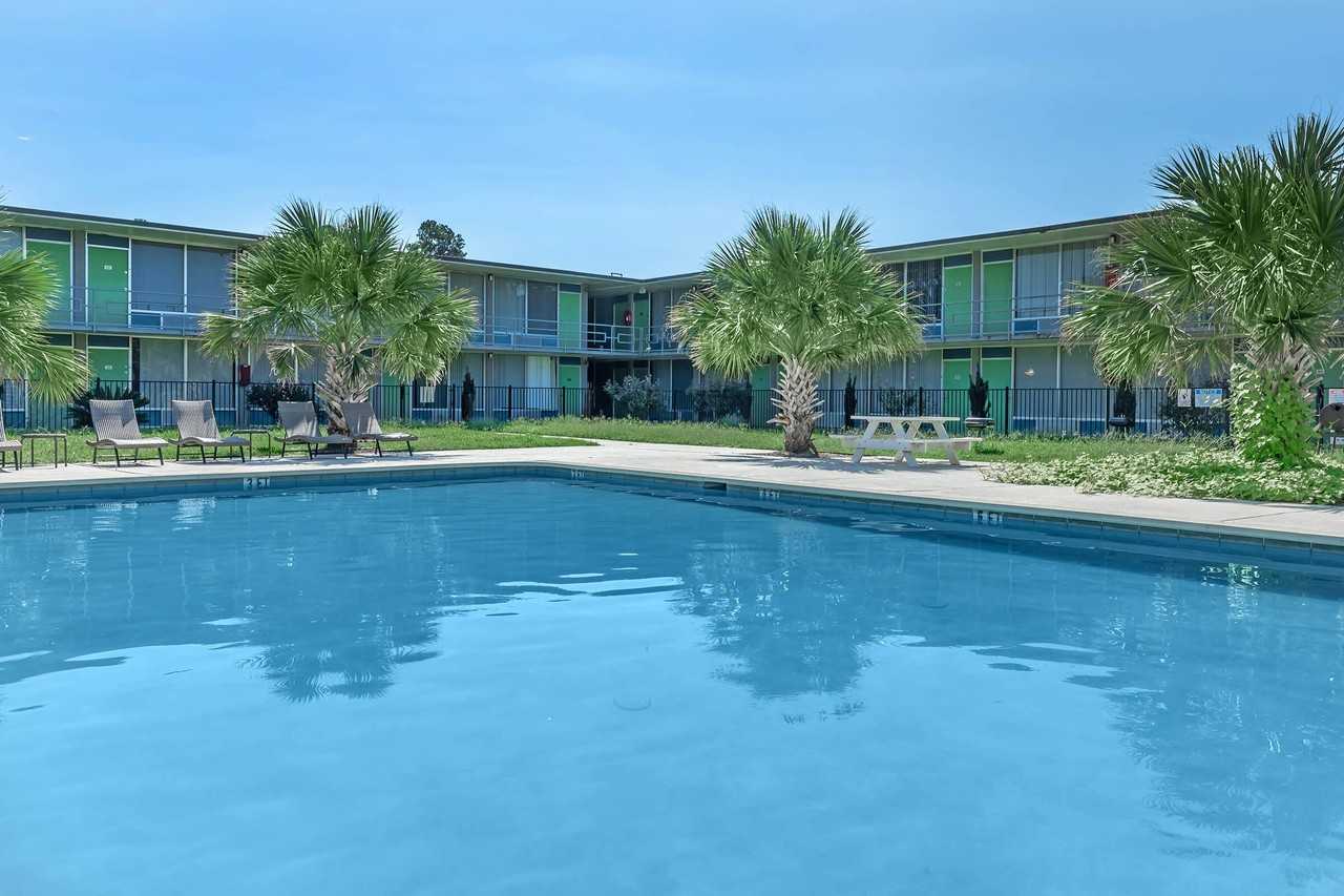 3220 North - Photo 7 of 25