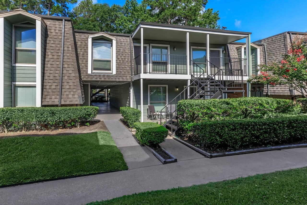 Reserve at Forest Ridge - Photo 3 of 40