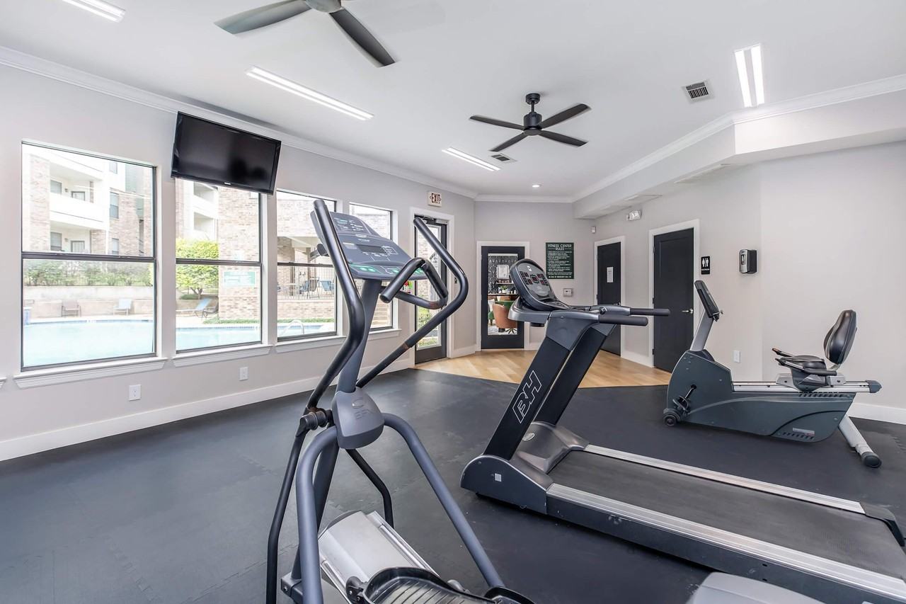 The Ventura - Photo 5 of 50