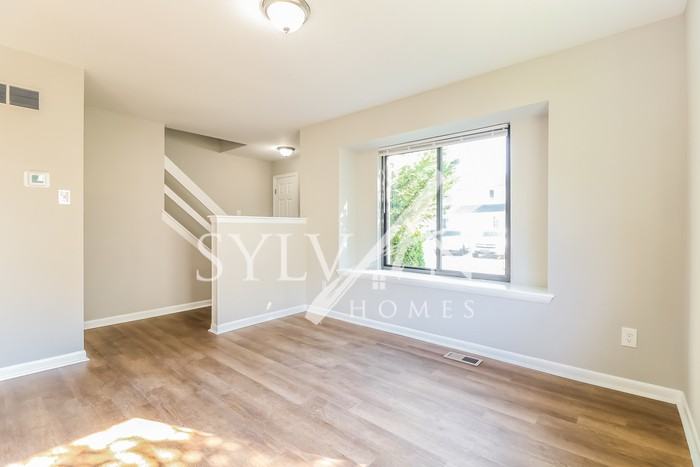 12 Erbitea Ln - Photo 3 of 15