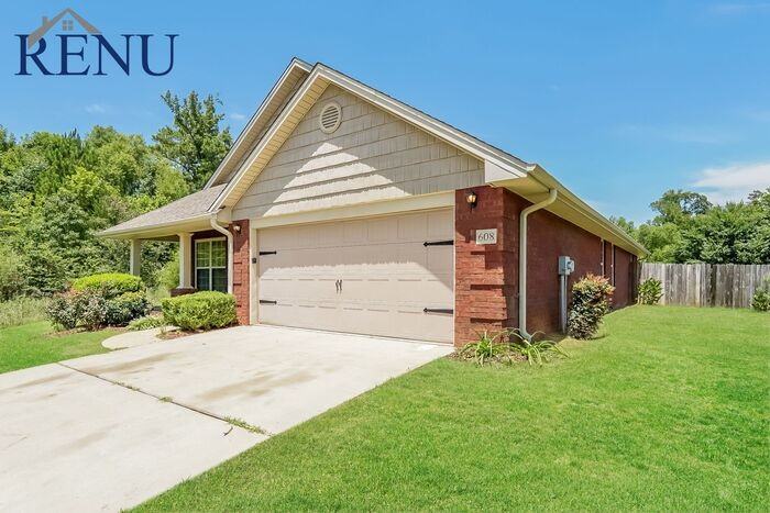 608 Hidden Brook Trl - Photo 2 of 15