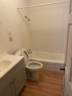 718 E 17th St - Photo 3 of 10