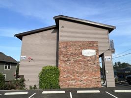 featured image of 324 Avenue J - 11 #1