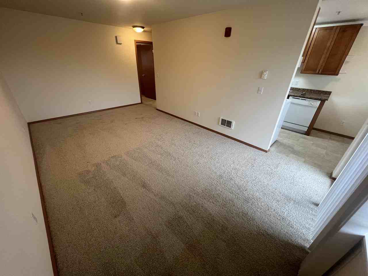 324 Avenue J - 11 #1 - Photo 7 of 24