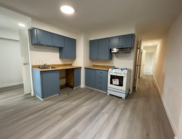 4871 Marine Drive - Photo 2 of 13