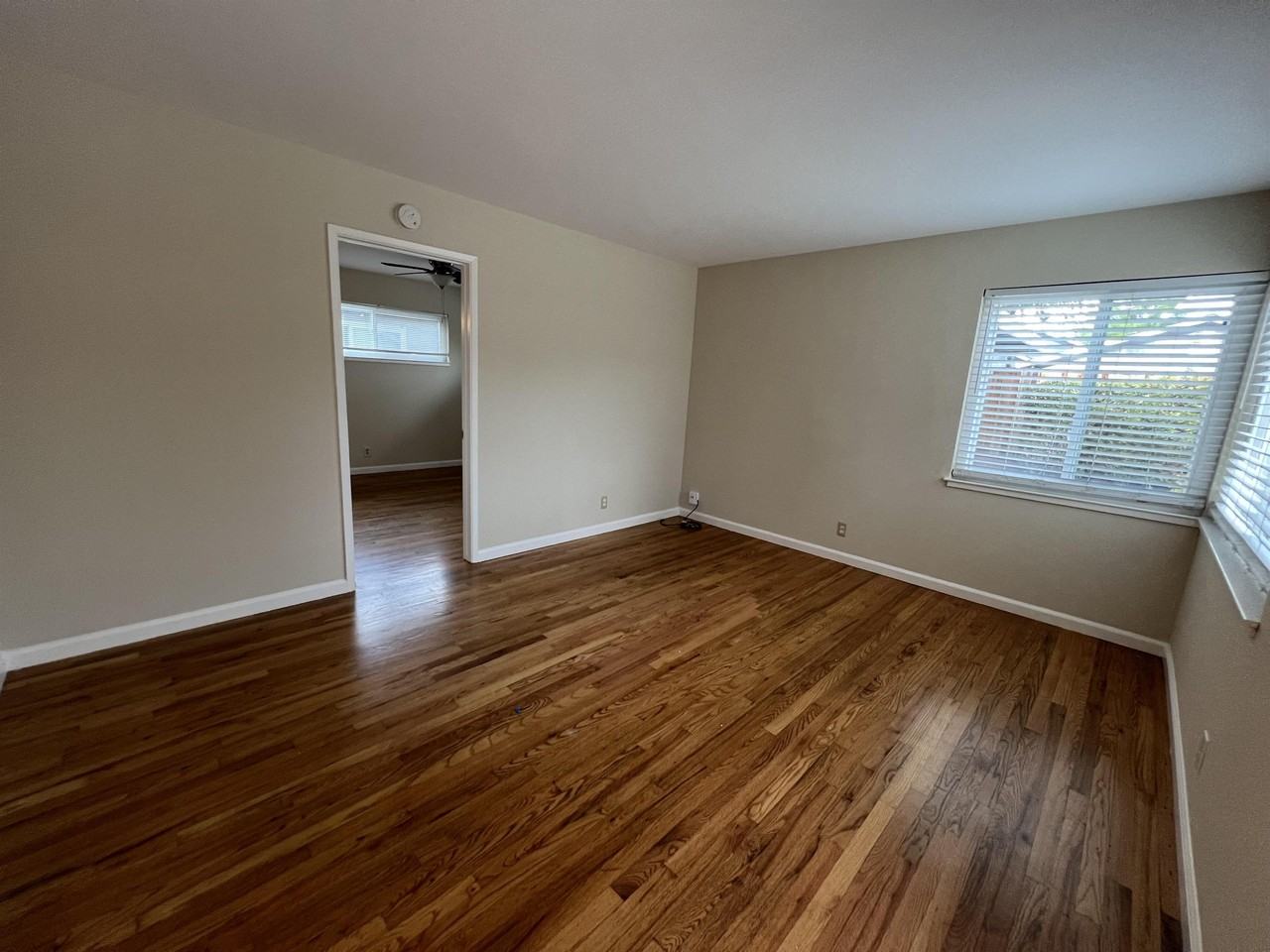 460 Raymond Ave #460 - Photo 2 of 4