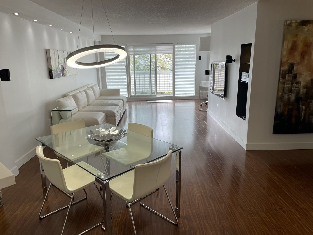2330 Rue Ward
