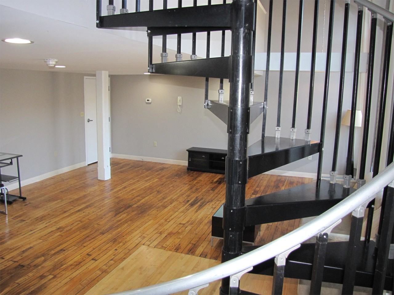 800 James AveUnit 2214 #2214 - Photo 3 of 40